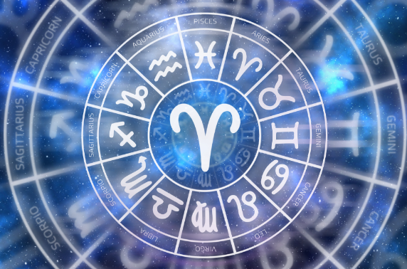 表面求星象指路,实则暴露决策恐惧:揭秘依赖运势的心理代偿